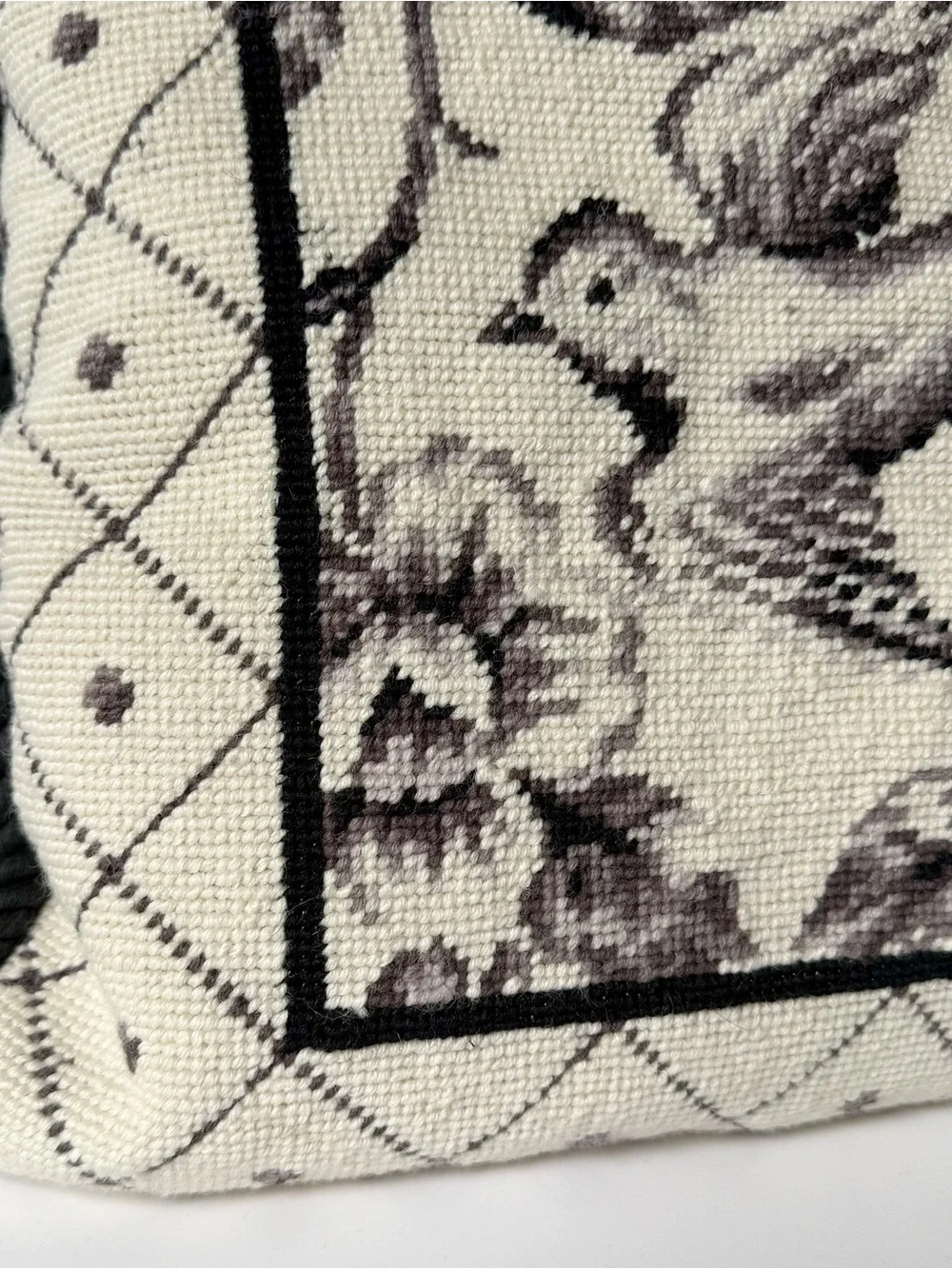 Vintage bird lattice